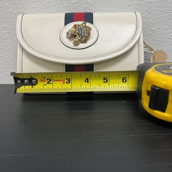 New Gucci Lion Crossbody - Picture 2 of 4